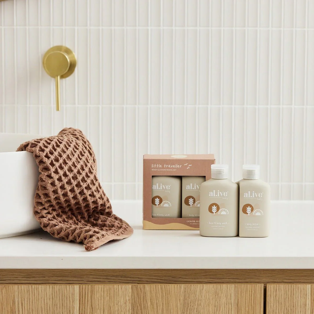 AL.IVE BODY - LITTLE TRAVELLER | WASH & LOTION TRAVEL PACK - Image 3