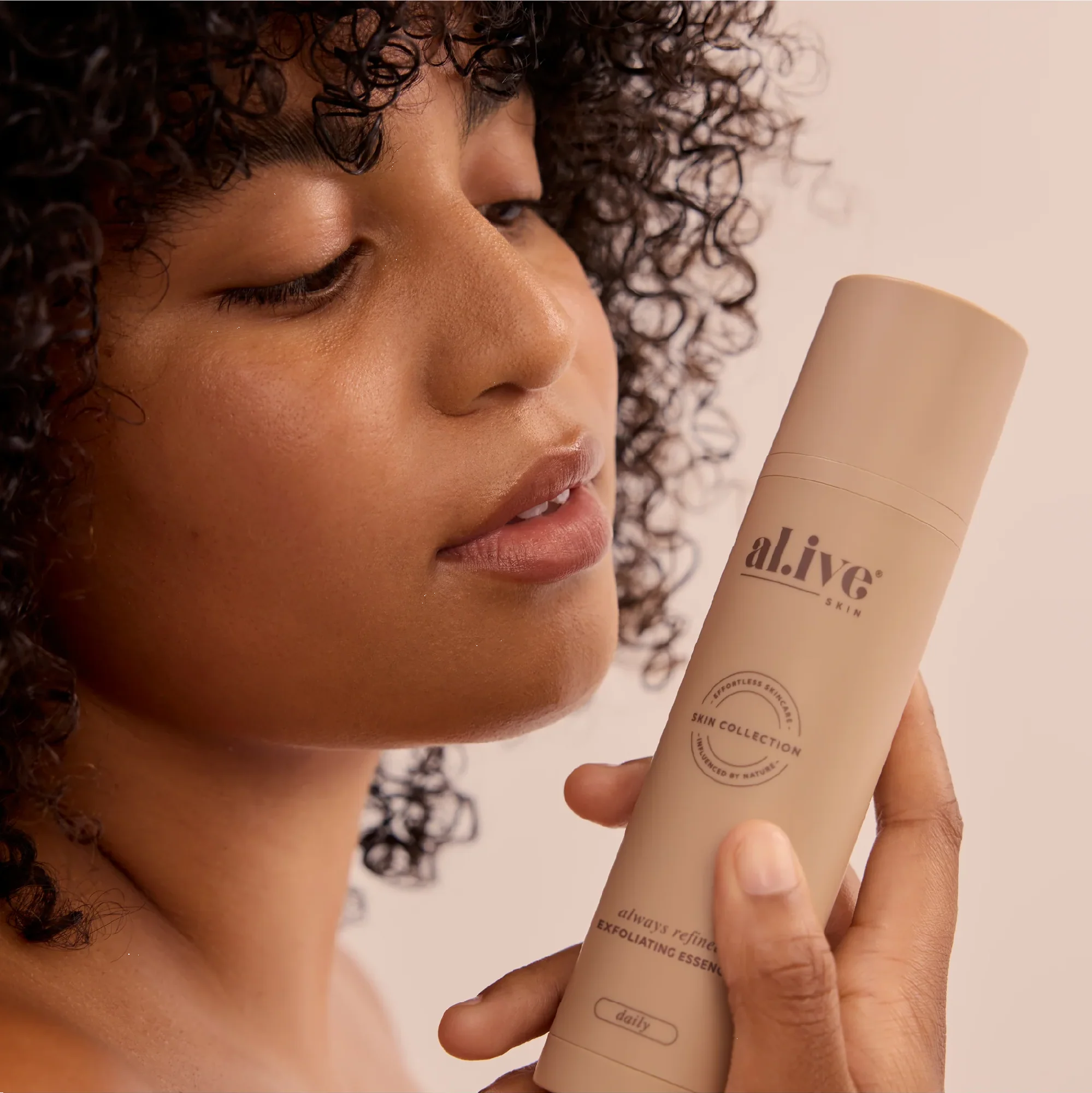 AL.IVE BODY - ALWAYS REFINED | EXFOLIATING ESSENCE - Image 5