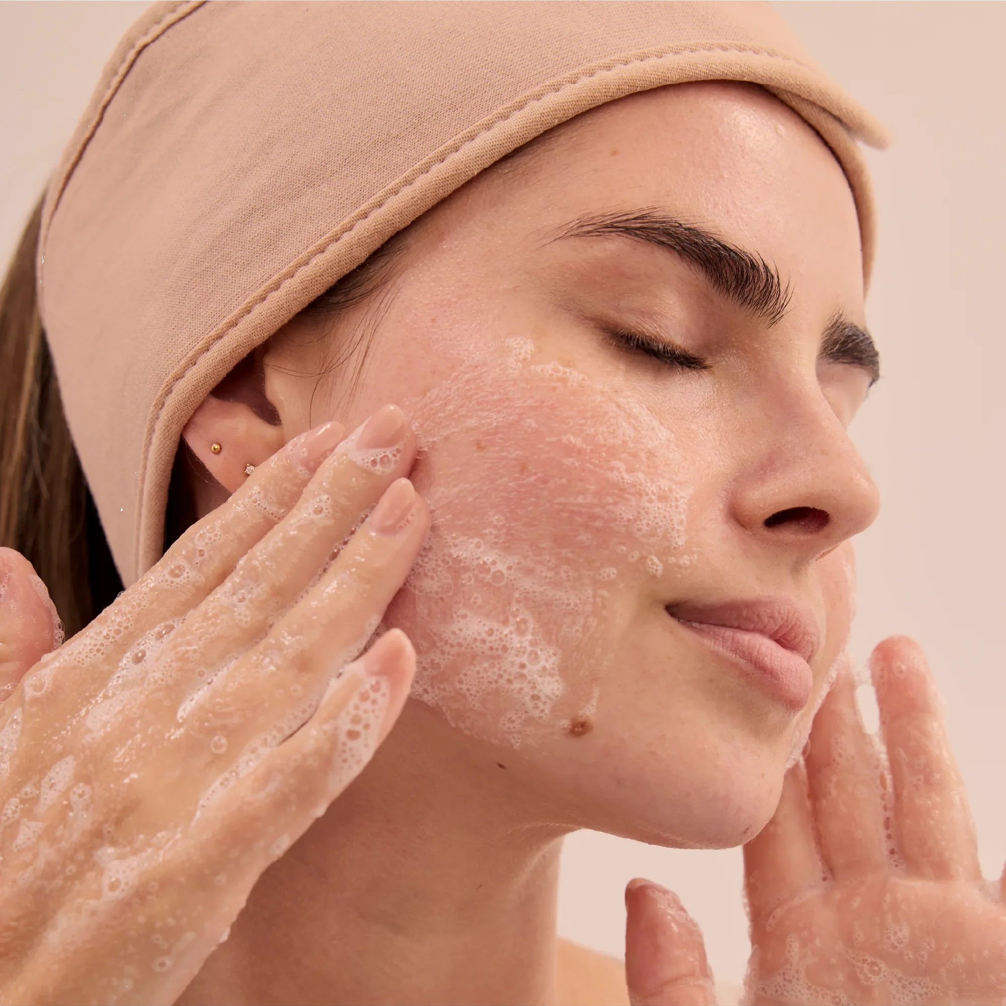 AL.IVE BODY - SWEPT AWAY | BEAUTY HEADBAND - Image 3