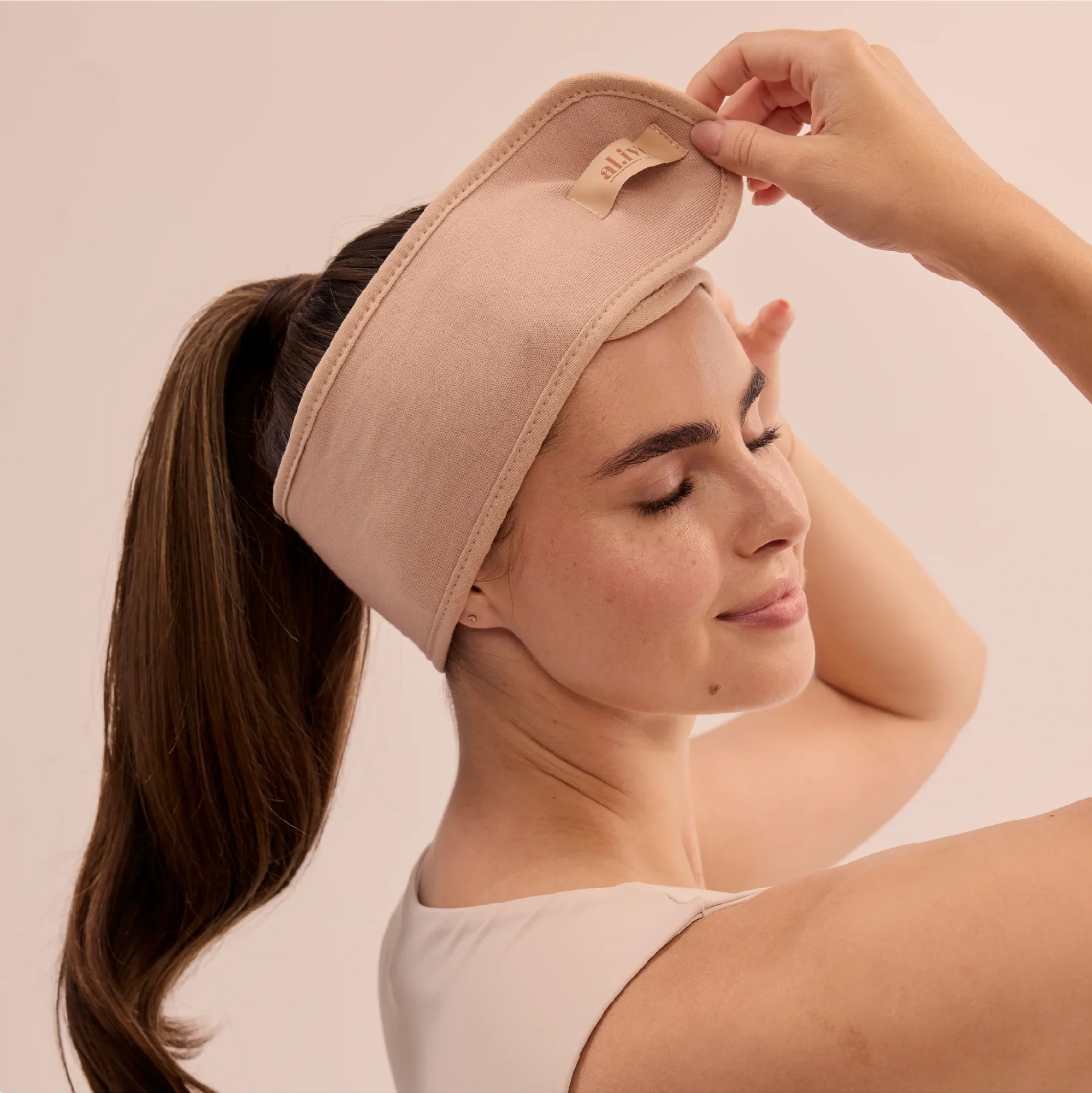AL.IVE BODY - SWEPT AWAY | BEAUTY HEADBAND - Image 4