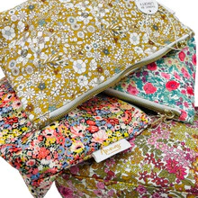 ANNAS OF AUSTRALIA - LIBERTY PRINT ESSENTIALS PURSE - Image 4