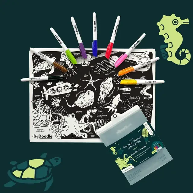 HEY DOODLE - CLASSIC COLOURING & DOODLE MAT | GLOW-IN-THE-DEEP - Image 2