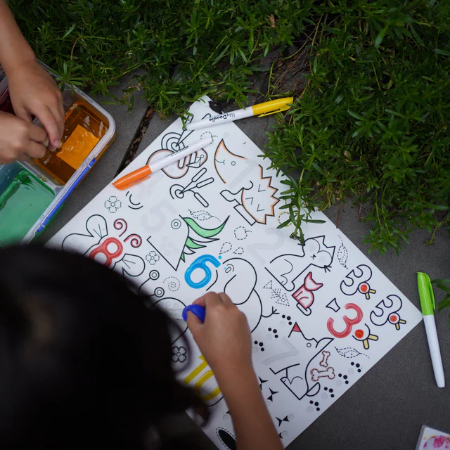HEY DOODLE - SENSORY COLOURING & DOODLE MAT | WILD DIGITS - Image 3