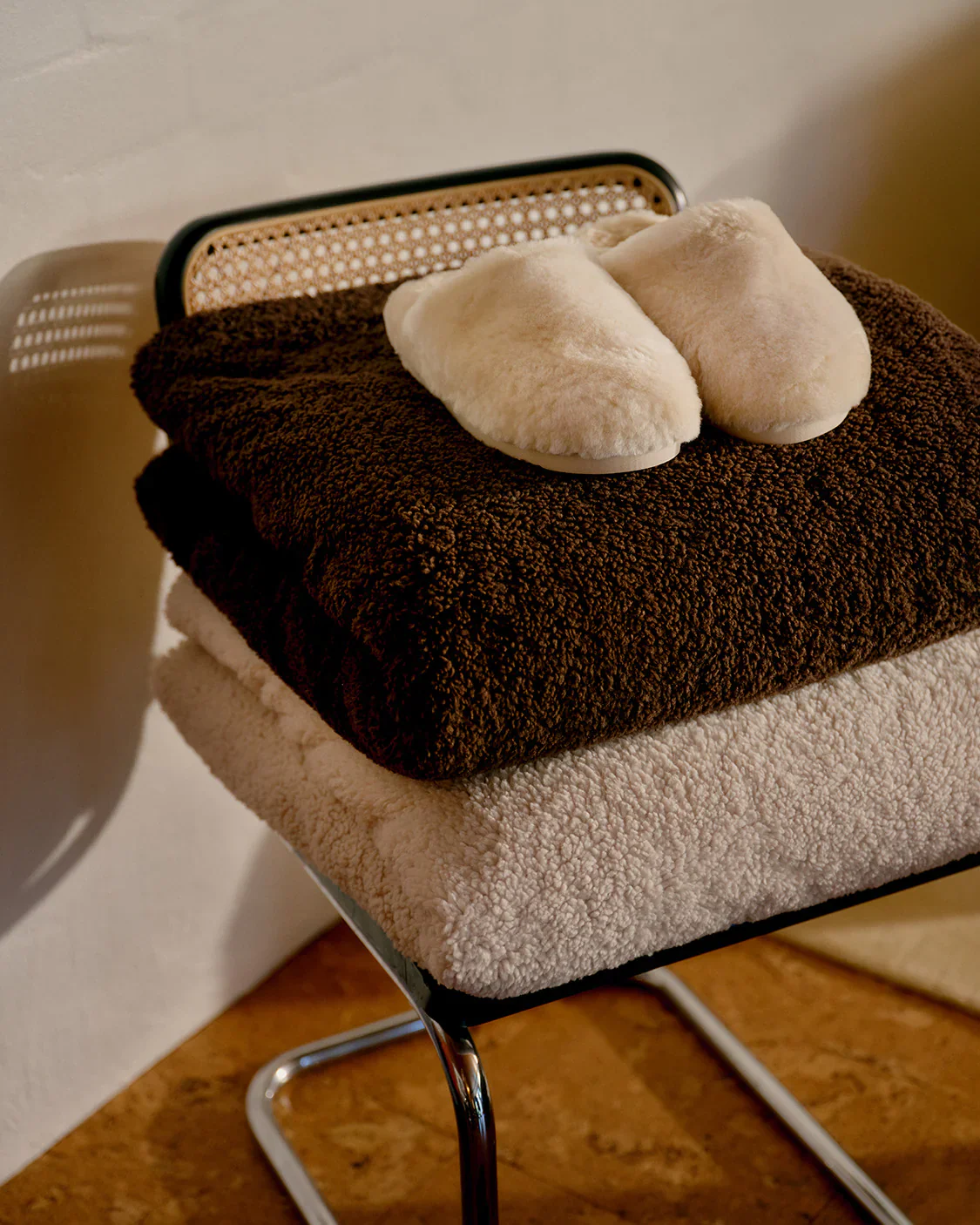 HOMMEY - SHEEPSKIN SLIPPERS - Image 17