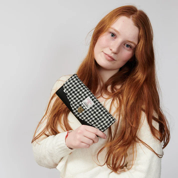 ISLANDER - THE LARGE CLASP PURSE | BLACK & WHITE DOGTOOTH - Image 7