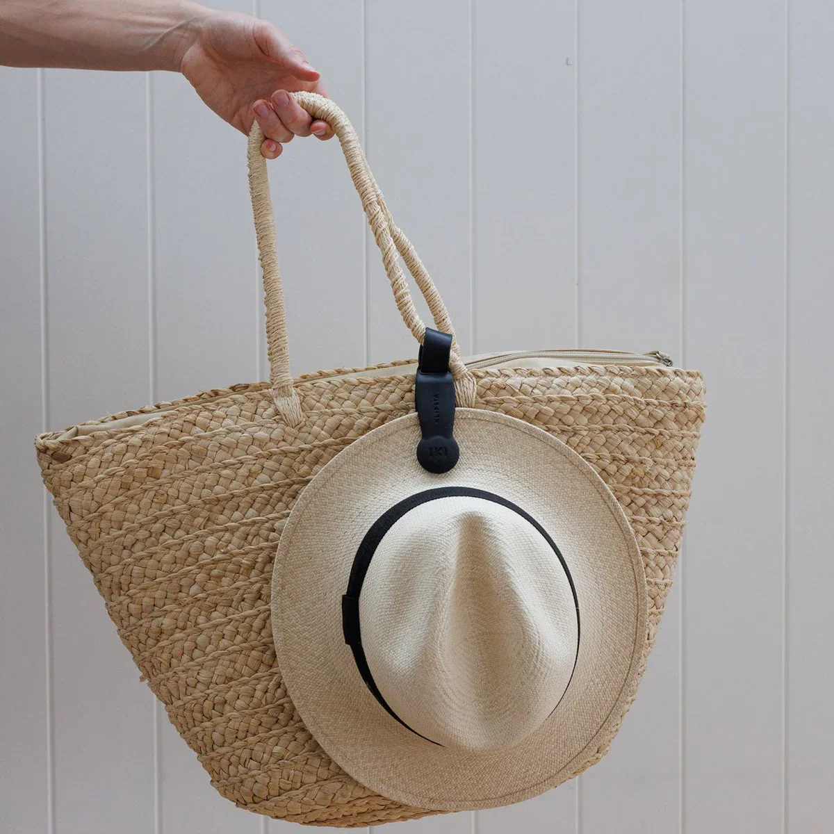 KLIPSTA - HAT CLIP | BLACK - Image 3