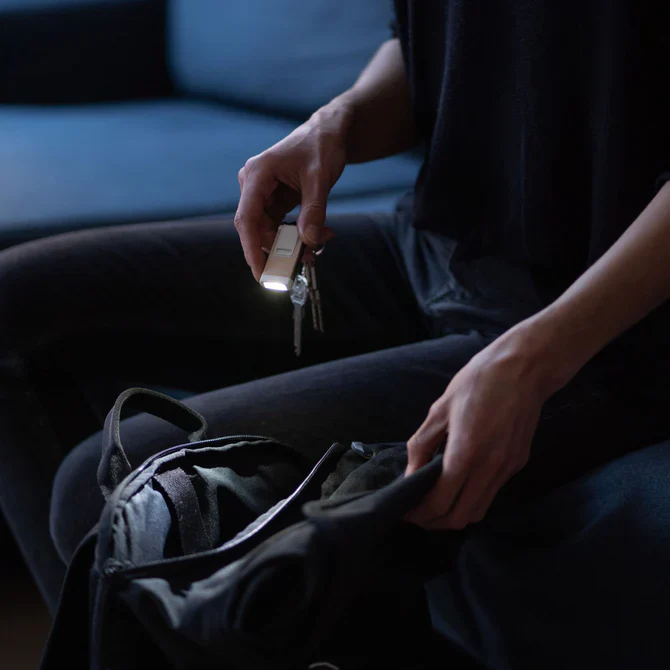 LEDLENSER - K4R KEYCHAIN LIGHT | ROSE GOLD - Image 3