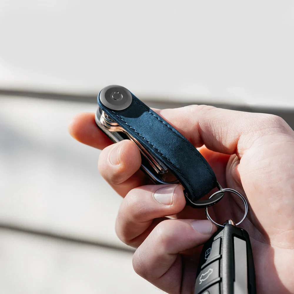 ORBITKEY - KEY ORGANISER | CRAZY HORSE | MARINE BLUE WITH BLUE STITCHING - Image 3