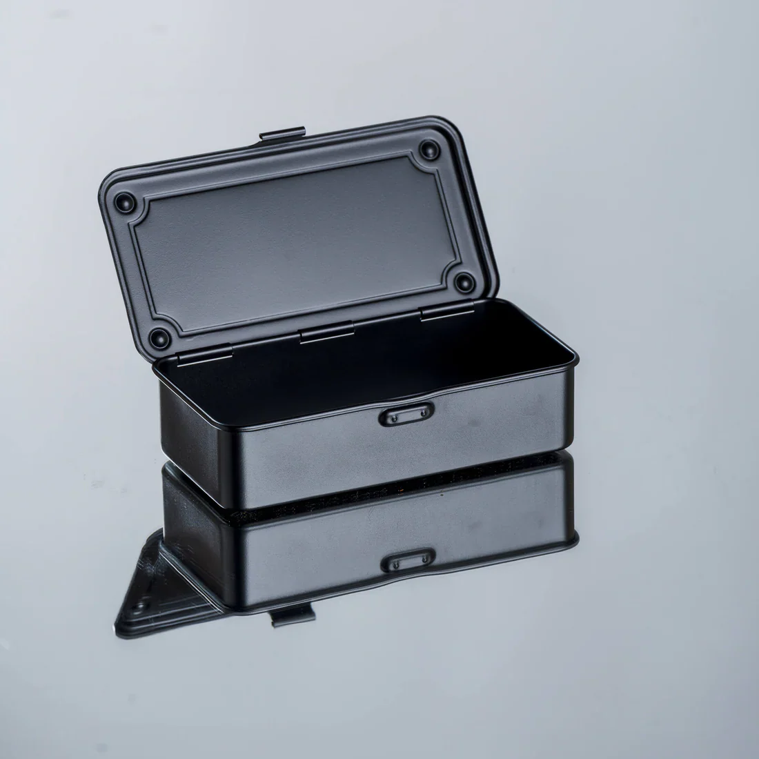 TOYO STEEL - TRUNK SHAPE TOOLBOX | T-190 | BLACK - Image 7