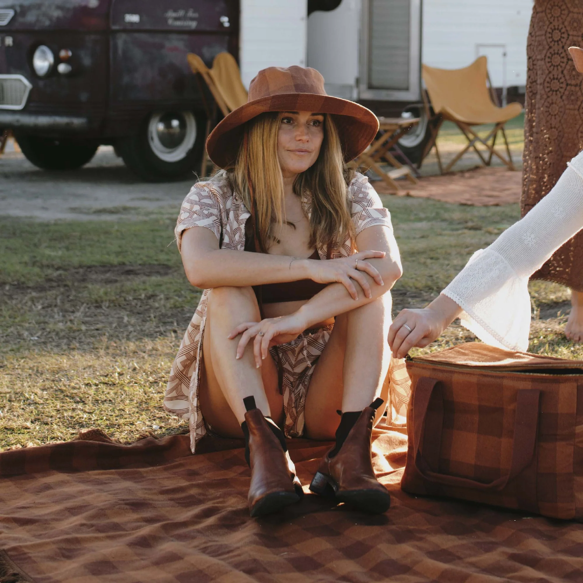 WILL + BEAR - CAMP BODHI CAROB | RECYCLED HEMP BUCKET HAT - Image 5